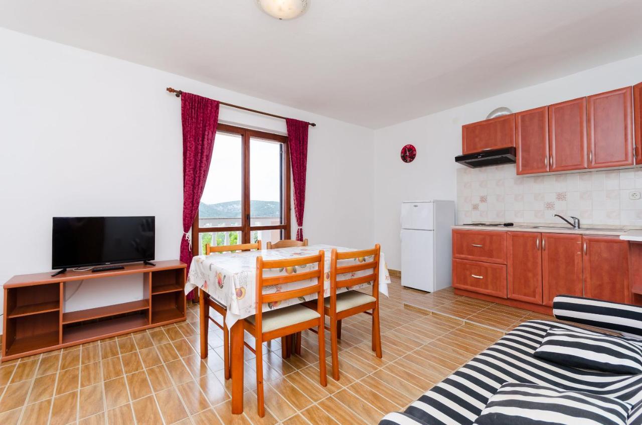 Apartments Dragan Лопар Экстерьер фото